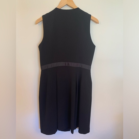 White House Black Market Black Zip-Front Dress - Picture 9 of 9